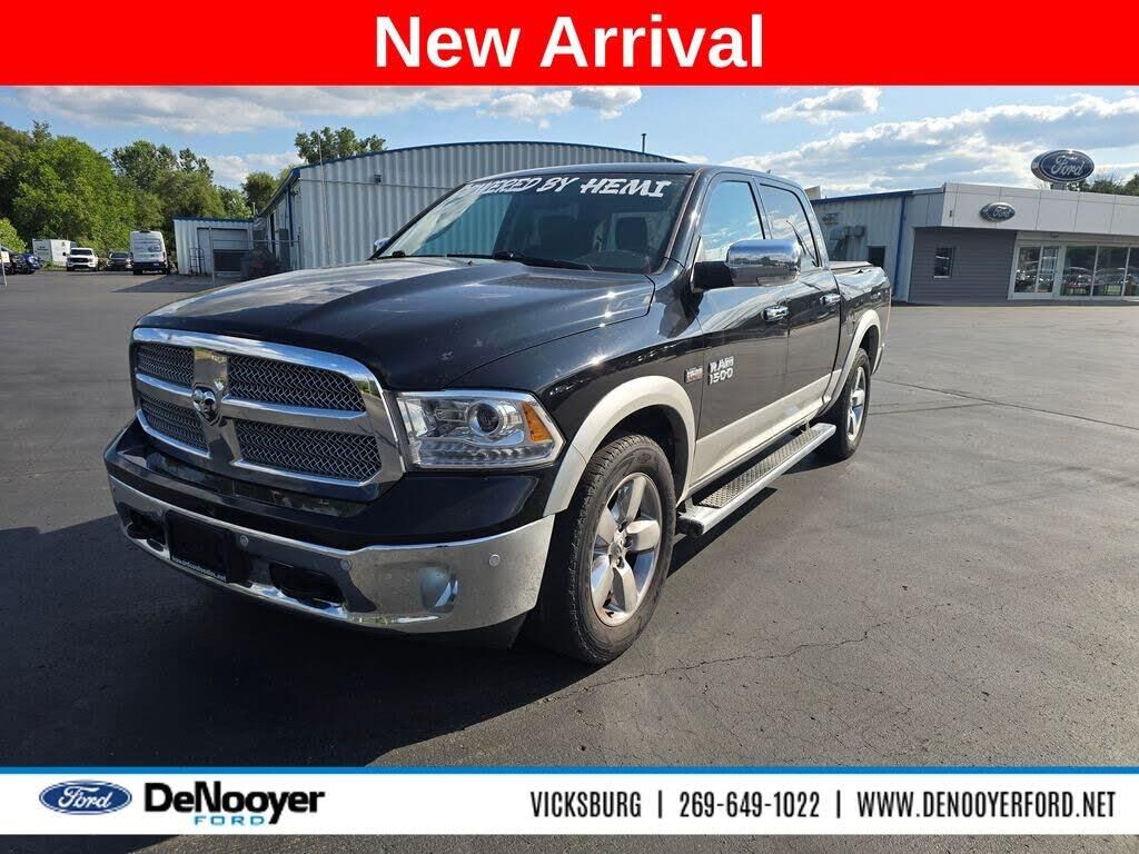 2015 Ram 1500 Laramie — photo 1 of 2