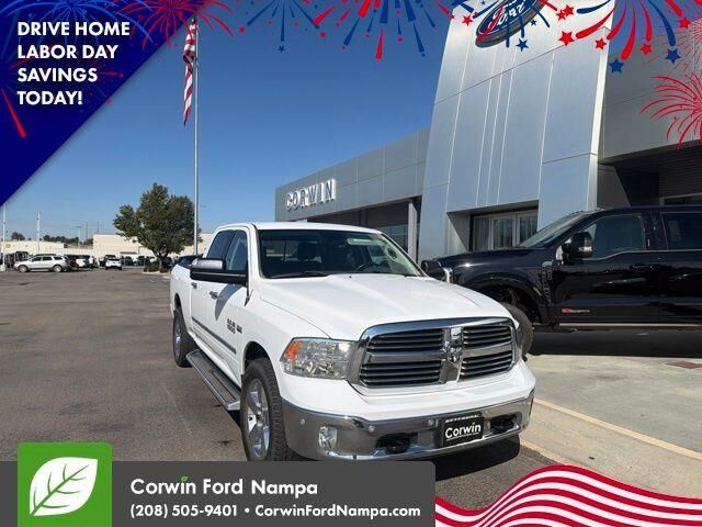 2016 Ram 1500 SLT