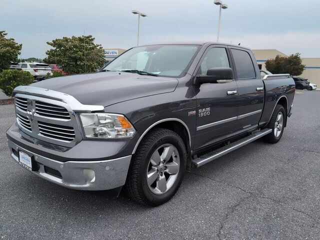 2018 Ram 1500 SLT
