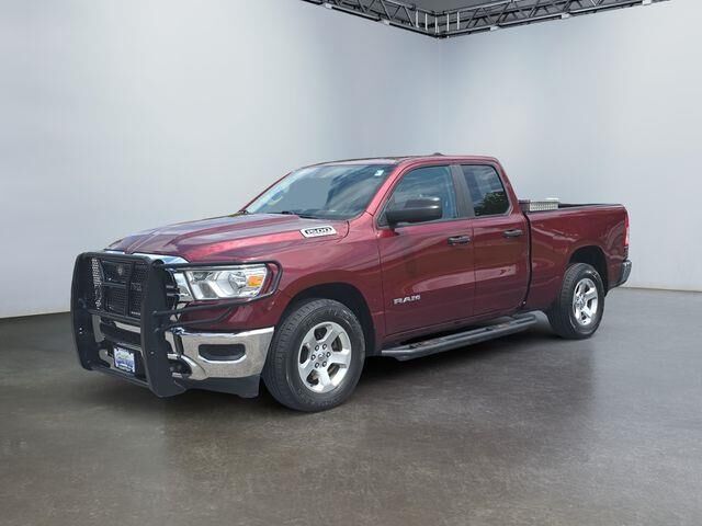 2019 Ram 1500 Tradesman — photo 1 of 26