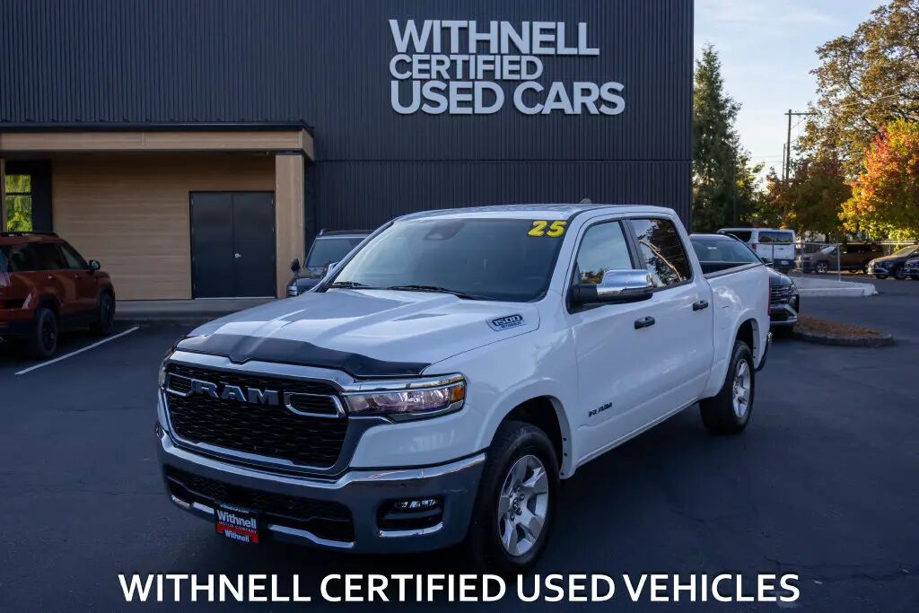 2025 Ram 1500 Big Horn — photo 1 of 13