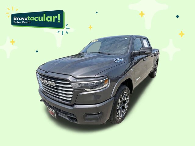 2026 Ram 1500 Laramie Crew Cab 4x4 5'7" Box