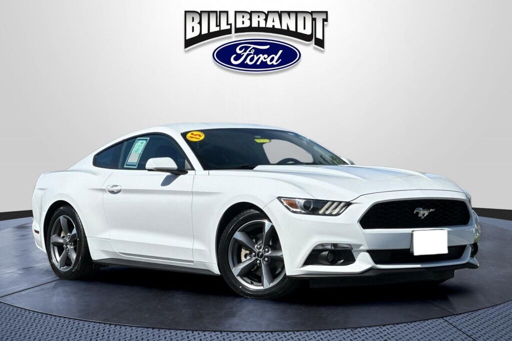 2015 Ford Mustang V6 — photo 1 of 14
