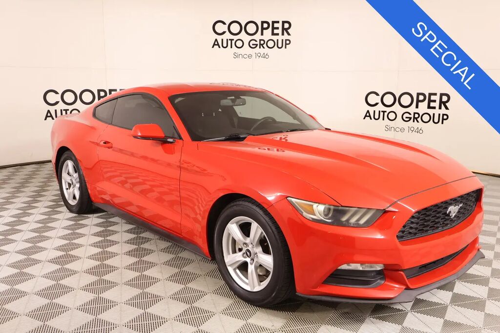 2016 Ford Mustang V6 — photo 1 of 13