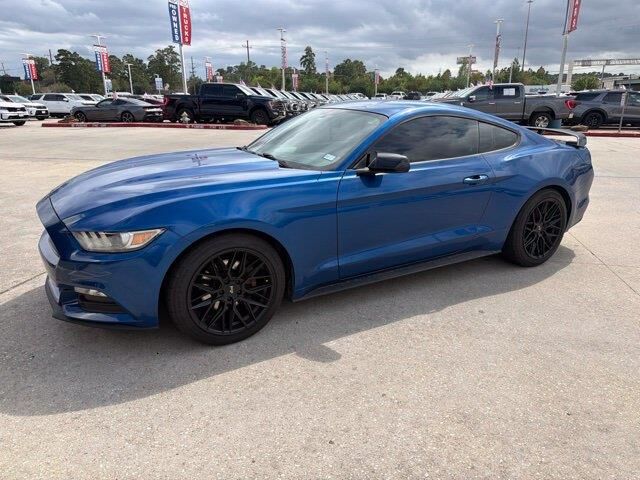 2017 Ford Mustang V6