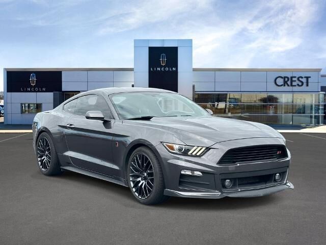 2017 Ford Mustang V6 — photo 1 of 13