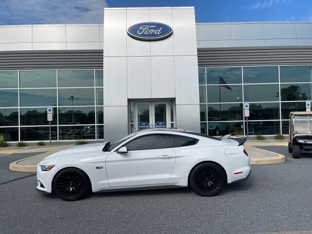 2017 Ford Mustang GT Premium