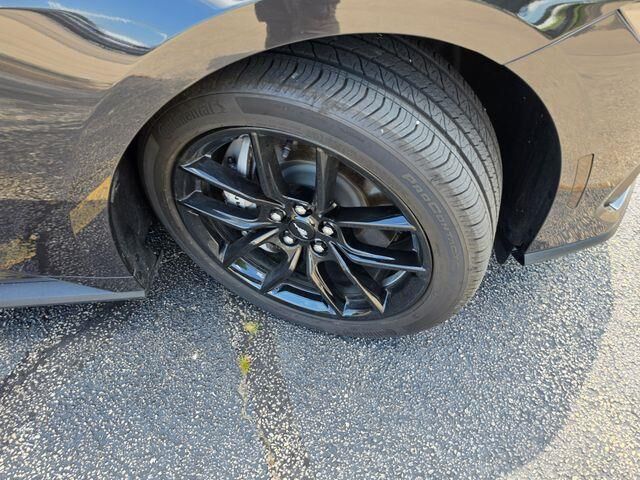 2024 Ford Mustang GT — photo 1 of 12