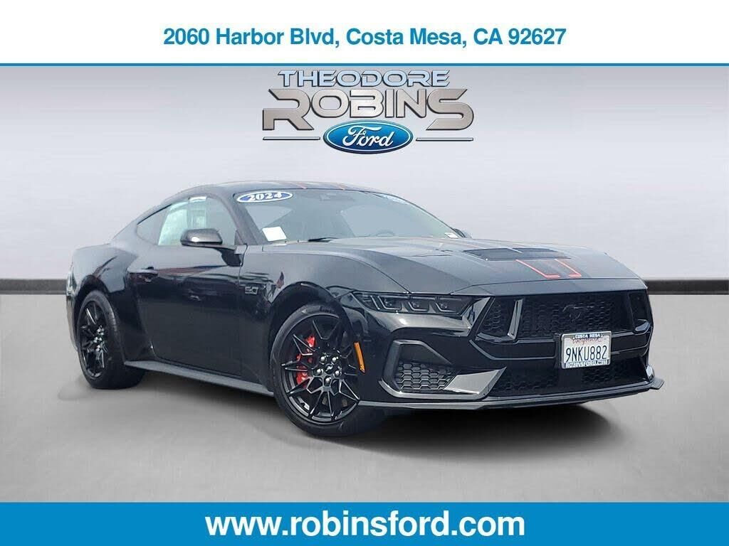 2024 Ford Mustang GT Premium — photo 1 of 2