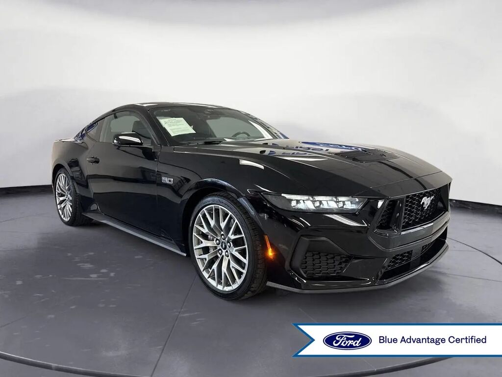 2025 Ford Mustang GT Premium — photo 1 of 13