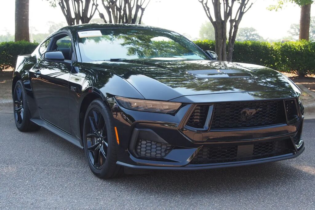 2026 Ford Mustang GT Premium — photo 1 of 14