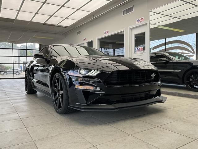 2021 Ford Mustang GT Premium — photo 1 of 13