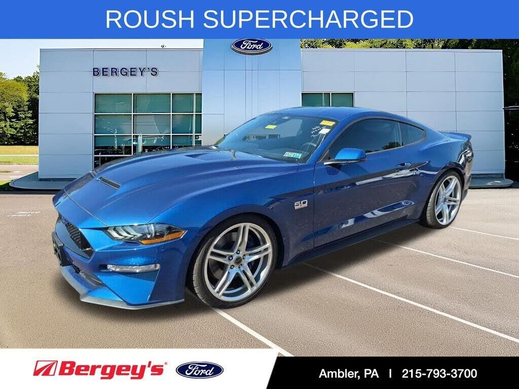 2023 Ford Mustang GT Premium — photo 1 of 3