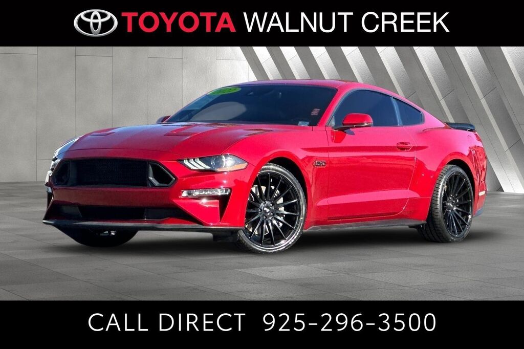 2022 Ford Mustang GT Premium — photo 1 of 2