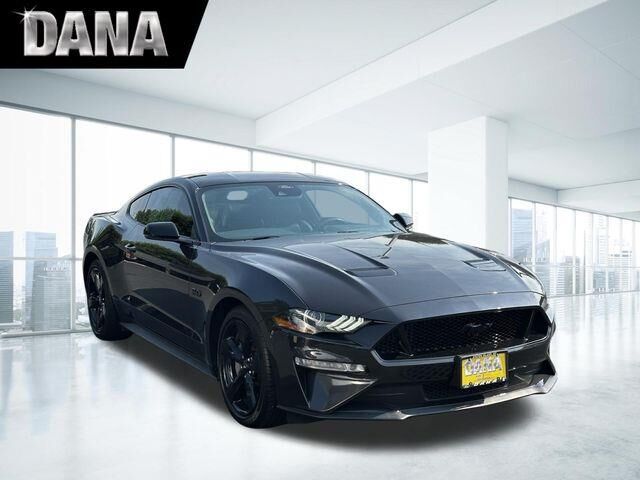 2022 Ford Mustang GT Premium — photo 1 of 13