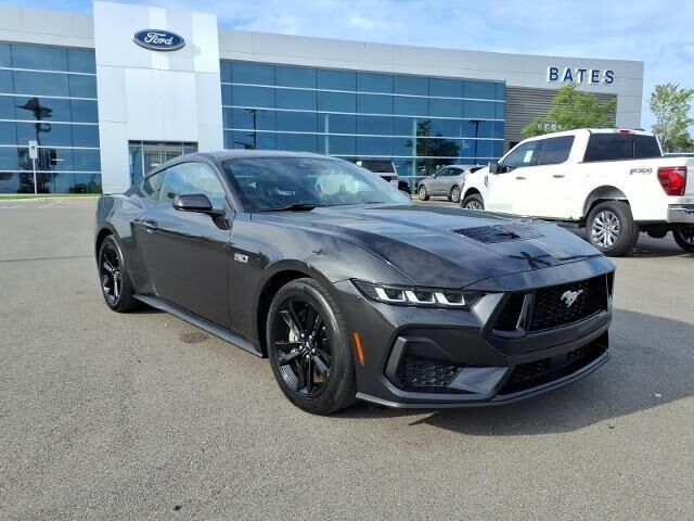 2024 Ford Mustang GT — photo 1 of 13