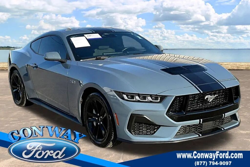 2024 Ford Mustang GT — photo 1 of 13
