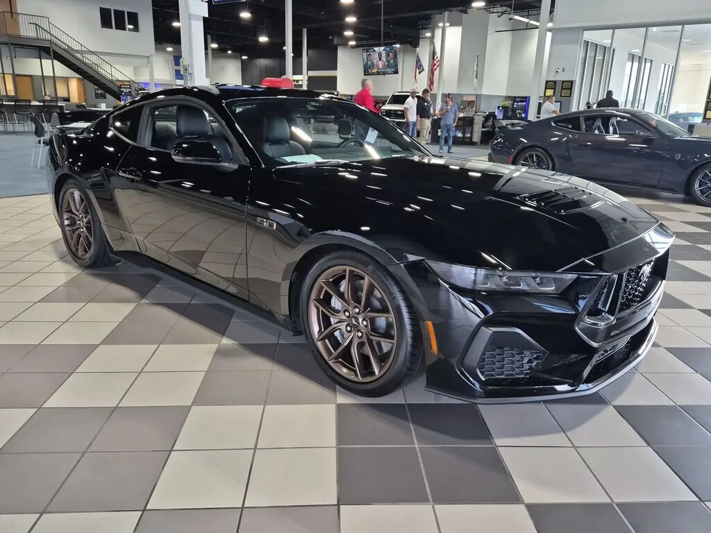 2026 Ford Mustang GT Premium — photo 1 of 13