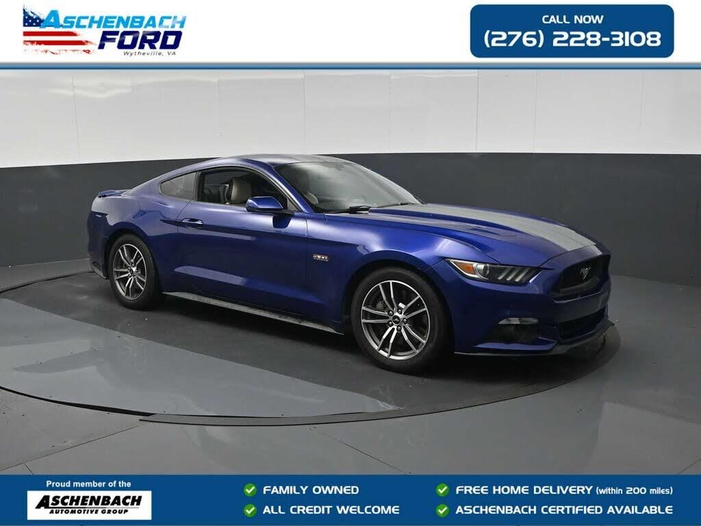 2016 Ford Mustang GT Premium — photo 1 of 1