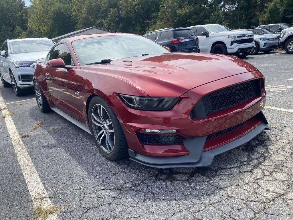 2017 Ford Mustang GT Premium — photo 1 of 1