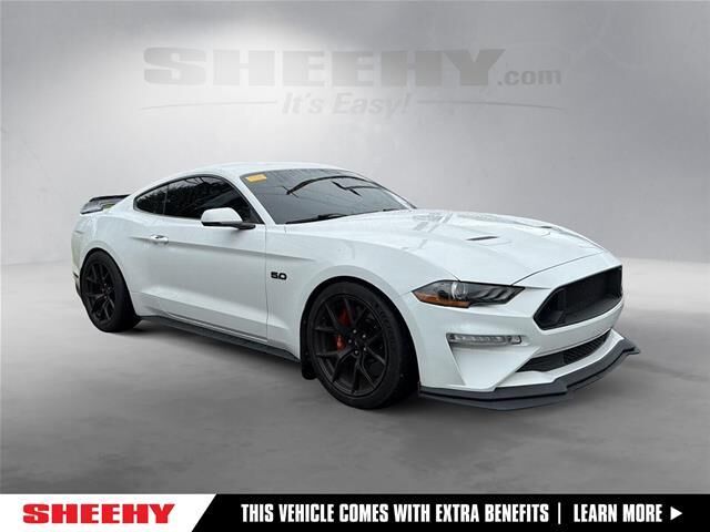 2018 Ford Mustang GT Premium — photo 1 of 13