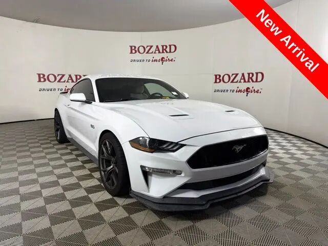 2019 Ford Mustang GT — photo 1 of 13