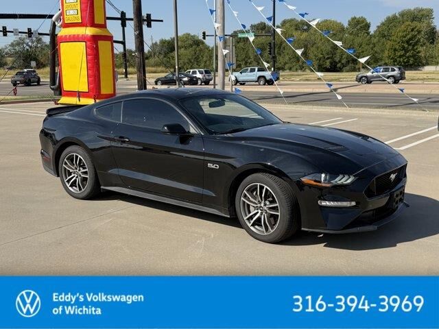 2020 Ford Mustang GT — photo 1 of 26