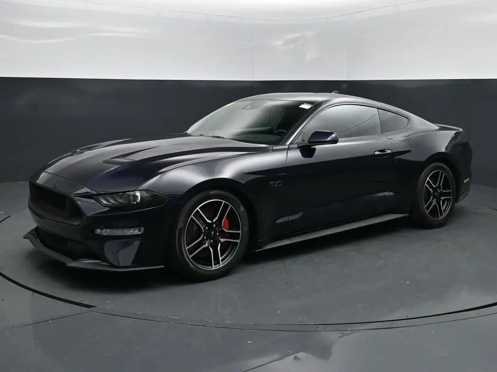 2021 Ford Mustang GT — photo 1 of 11