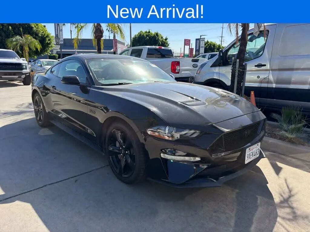 2022 Ford Mustang GT Premium — photo 1 of 12