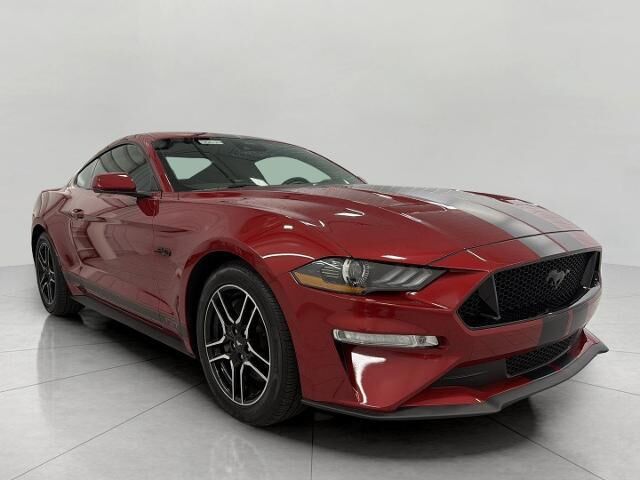 2022 Ford Mustang GT — photo 1 of 13