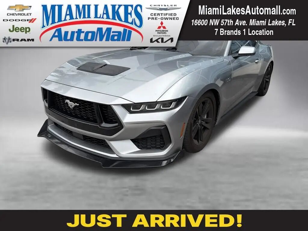 2024 Ford Mustang GT — photo 1 of 10