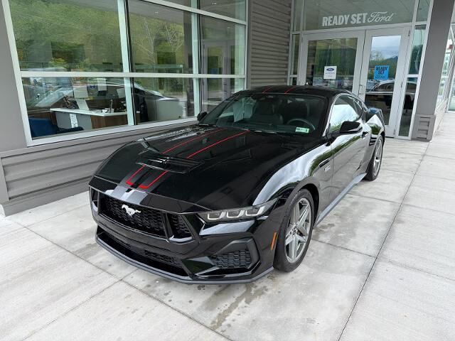 2024 Ford Mustang GT — photo 1 of 25
