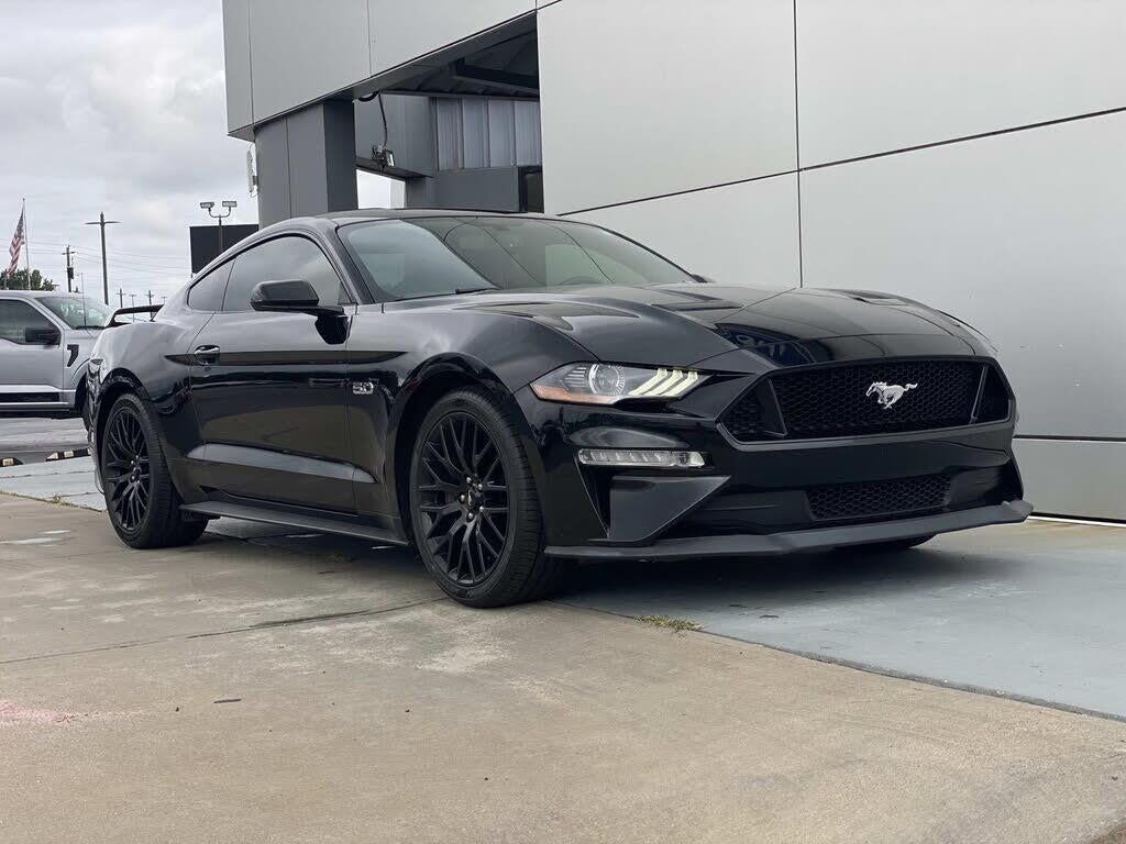 2019 Ford Mustang GT — photo 1 of 1