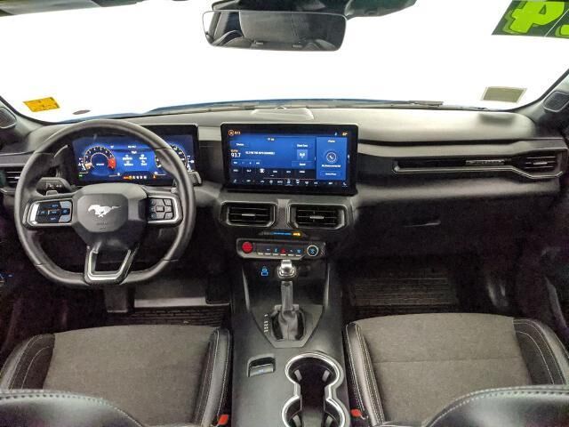 2024 Ford Mustang GT — photo 1 of 39