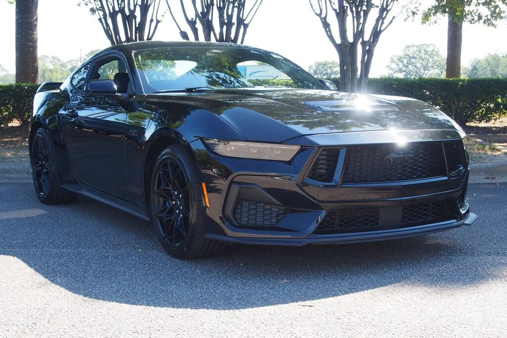 2024 Ford Mustang GT Premium — photo 1 of 13