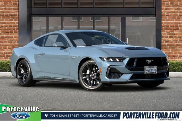 2024 Ford Mustang GT — photo 1 of 39