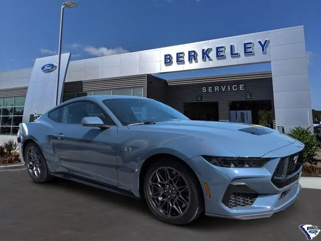 2025 Ford Mustang GT Premium — photo 1 of 15