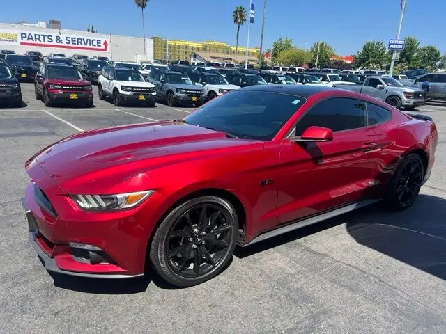 2017 Ford Mustang GT Premium — photo 1 of 10