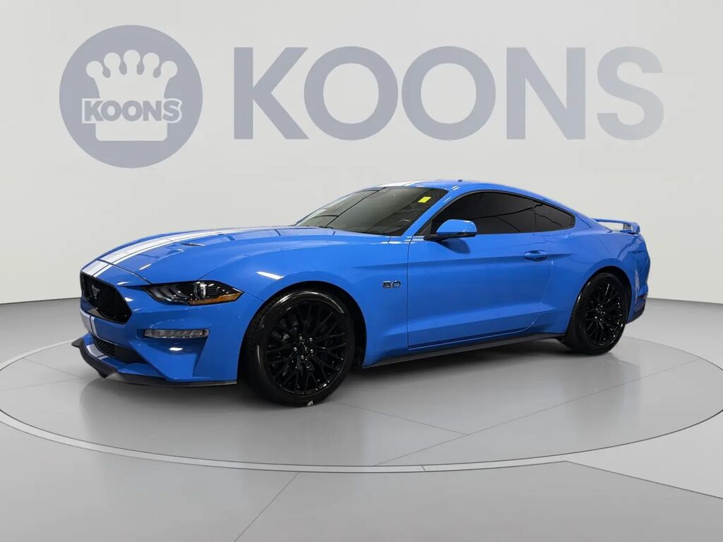 2022 Ford Mustang GT Premium — photo 1 of 14