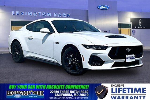2024 Ford Mustang GT — photo 1 of 2