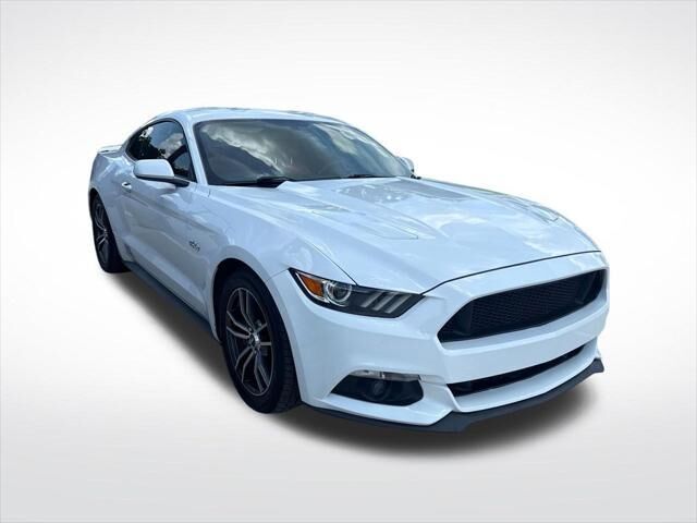 2017 Ford Mustang GT — photo 1 of 39