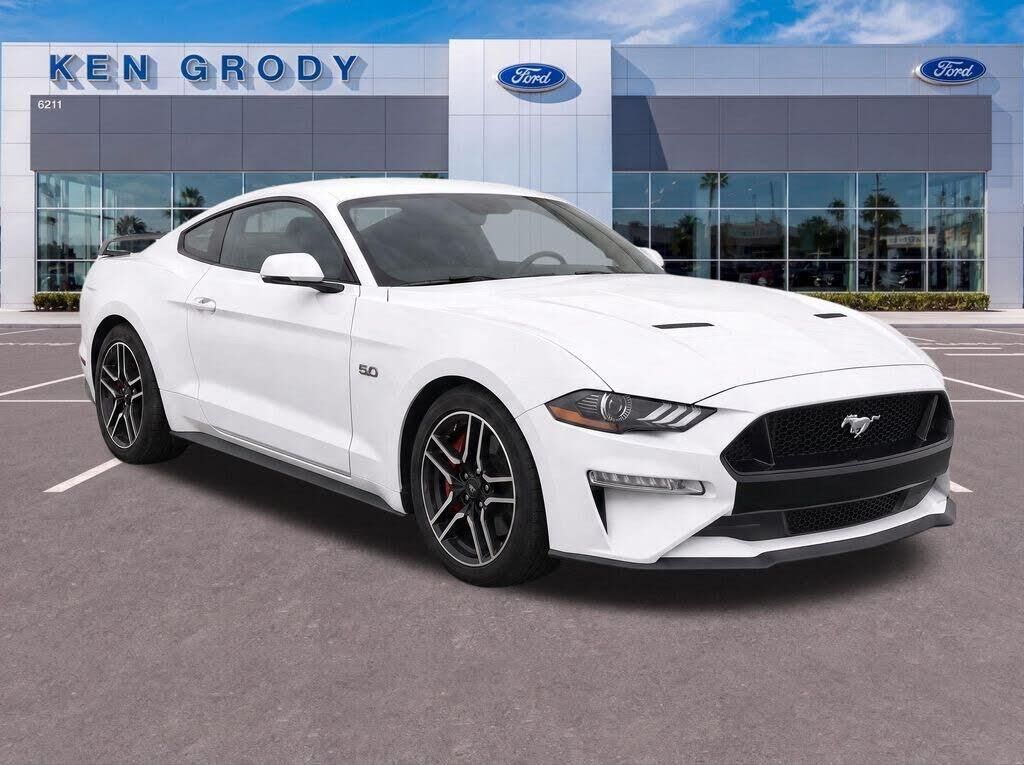 2019 Ford Mustang GT — photo 1 of 4