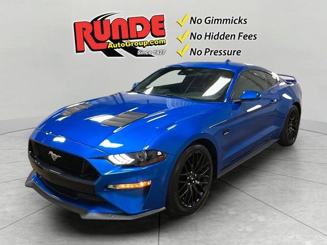 2021 Ford Mustang GT — photo 1 of 2