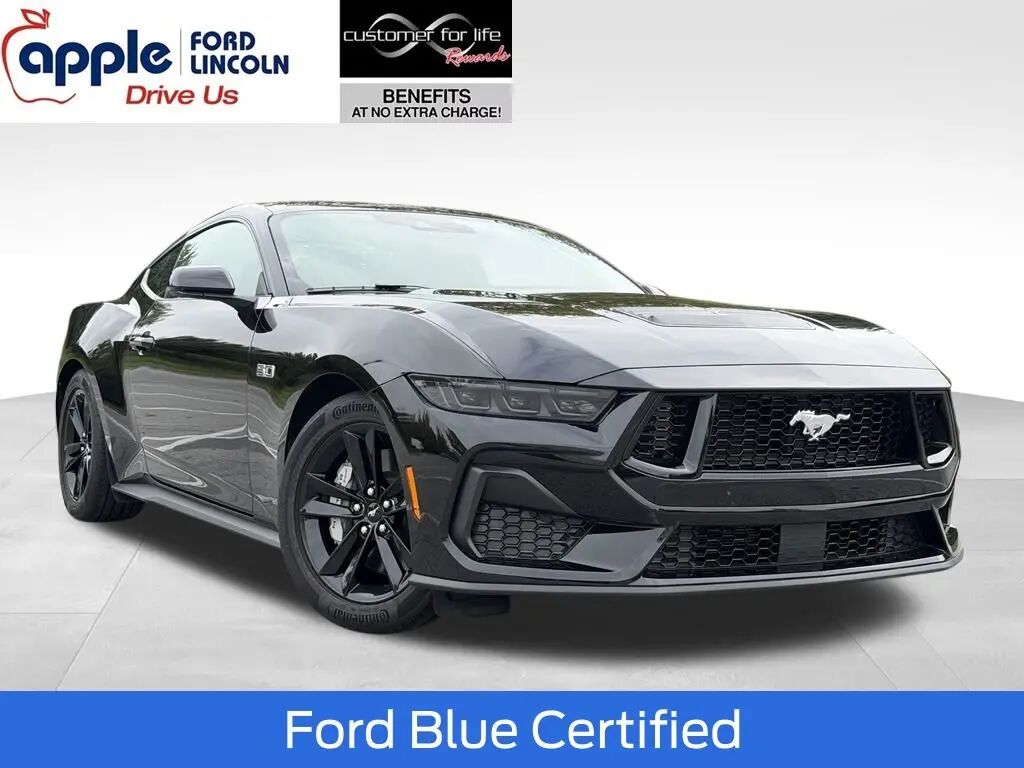 2025 Ford Mustang GT — photo 1 of 13