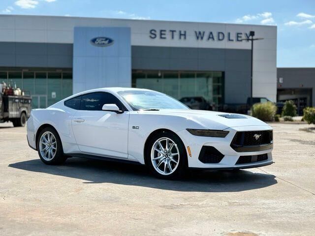 2026 Ford Mustang GT Premium — photo 1 of 25