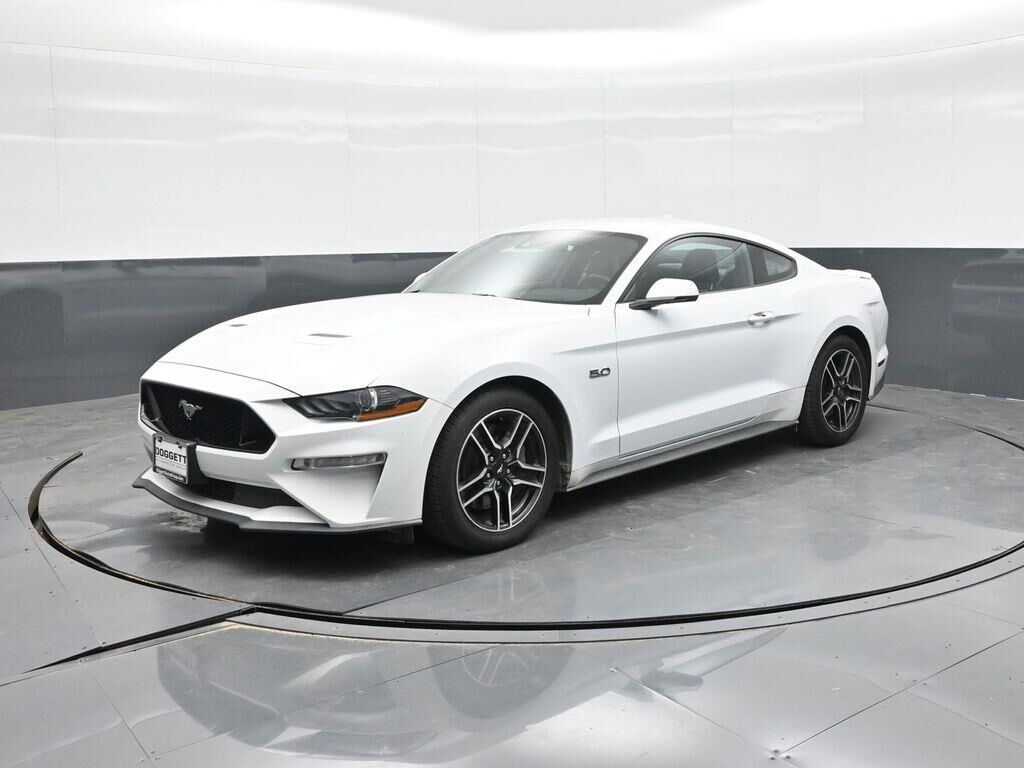 2022 Ford Mustang GT Premium — photo 1 of 2