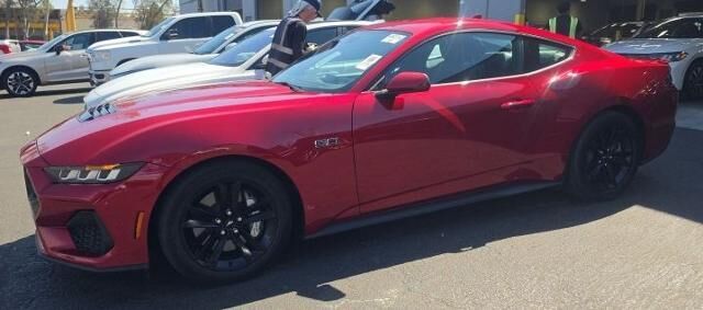 2024 Ford Mustang GT — photo 1 of 31