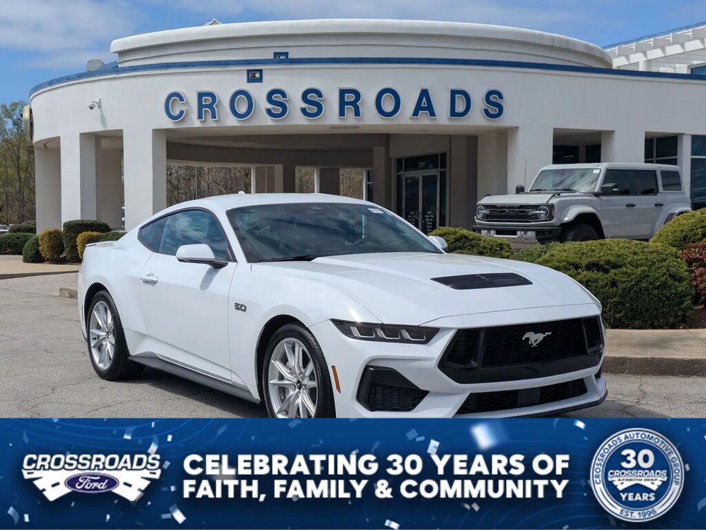 2025 Ford Mustang GT Premium — photo 1 of 15
