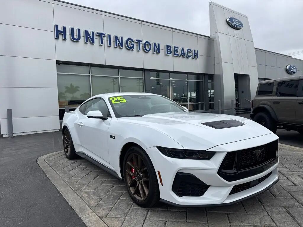 2025 Ford Mustang GT Premium — photo 1 of 26