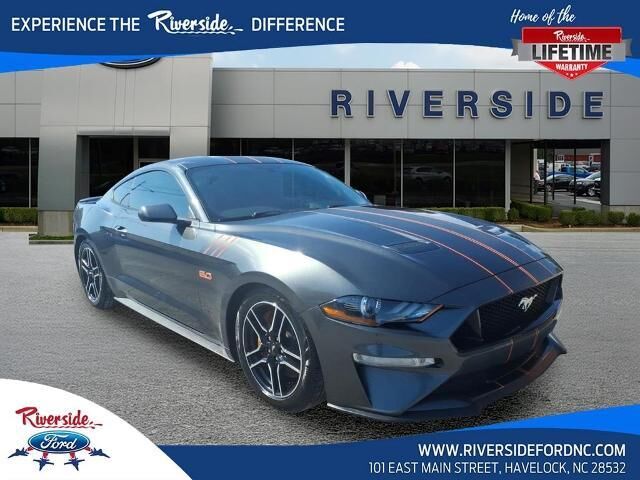 2019 Ford Mustang GT — photo 1 of 26